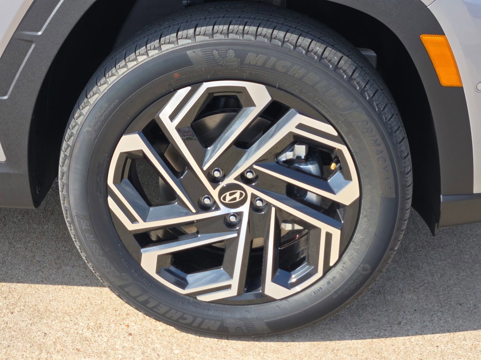 New 2026 Hyundai Tucson Limited w/ Tow & Go Package image 7