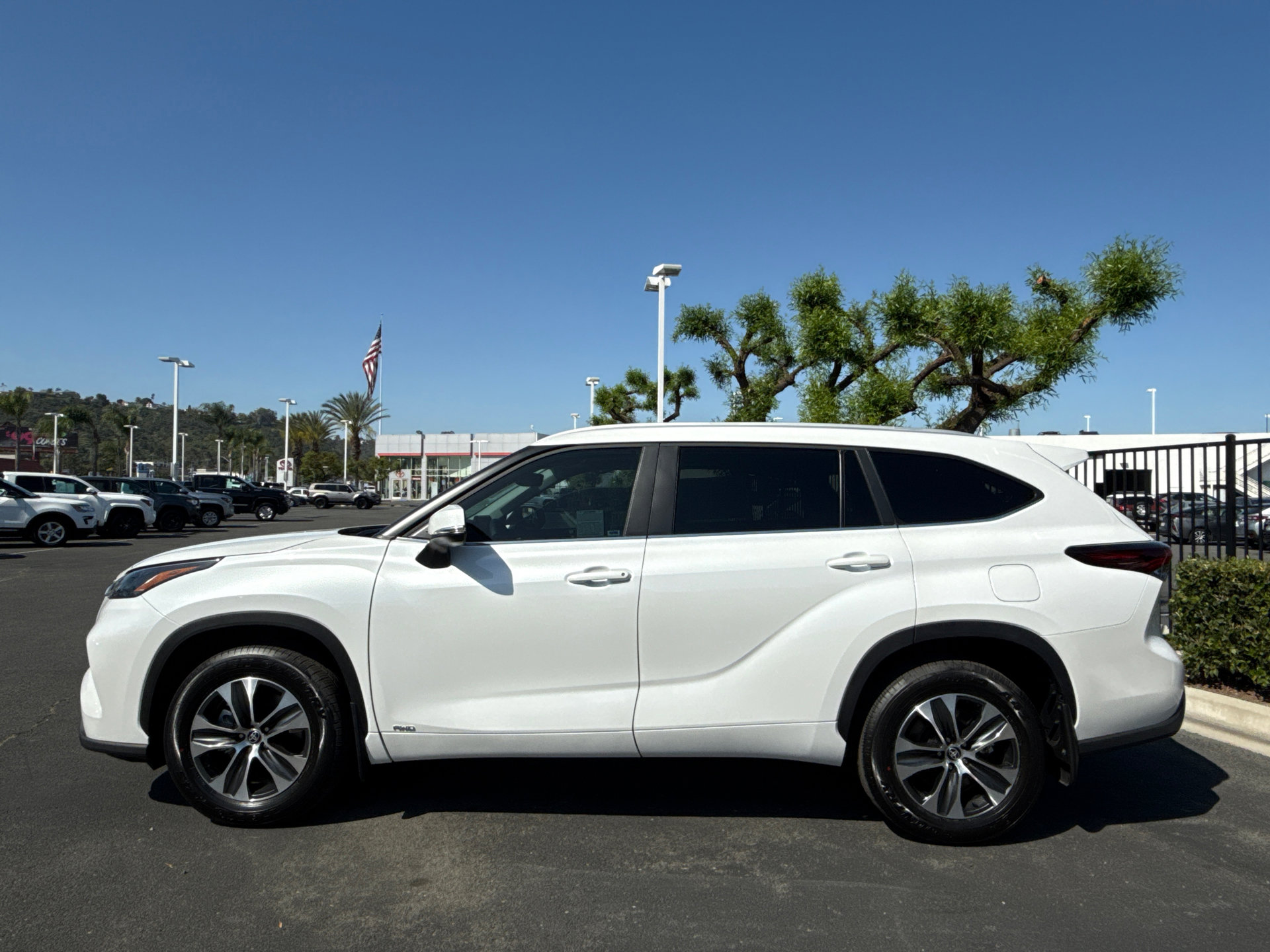 Certified 2026 Toyota Highlander XLE image 4