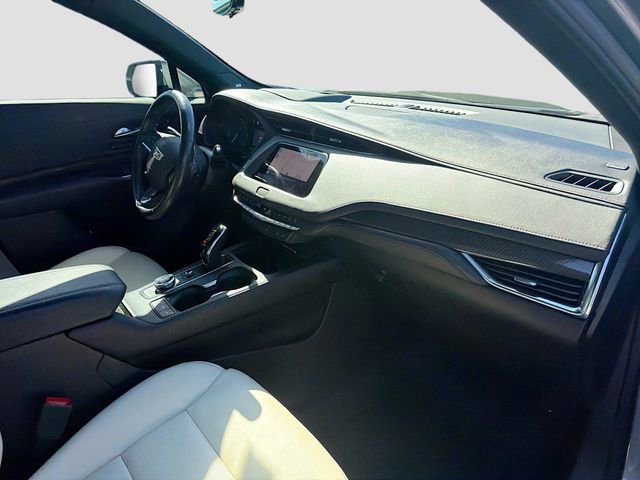 Used 2023 Cadillac XT4 Sport image 14