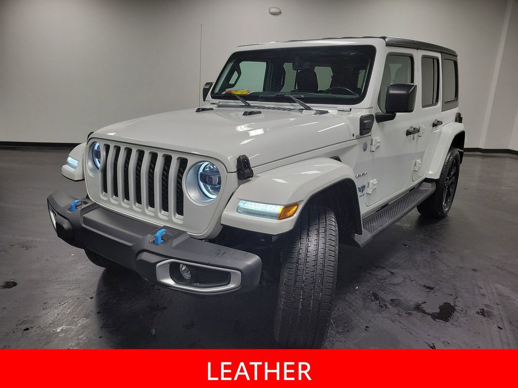 Used 2023 Jeep Wrangler Unlimited Sahara w/ Cold Weather Group image 4
