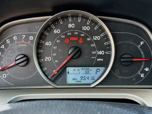 Used 2013 Toyota RAV4 XLE AWD/4WD image 13