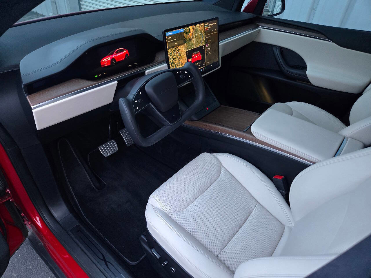 Used 2022 Tesla Model X image 21