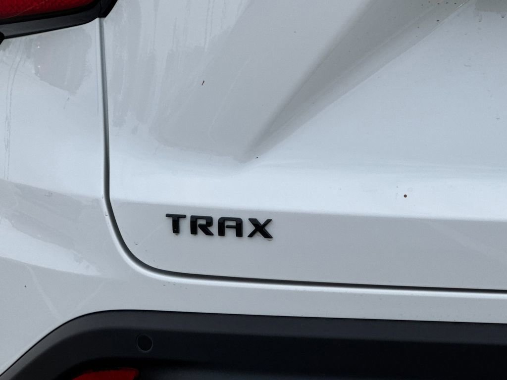 New 2026 Chevrolet Trax RS w/ Driver Confidence Package FWD image 25