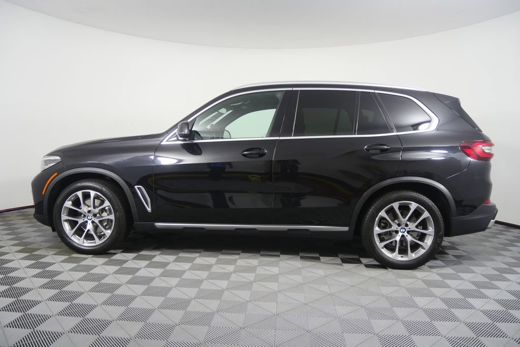 Used 2023 BMW X5 xDrive40i AWD/4WD image 2