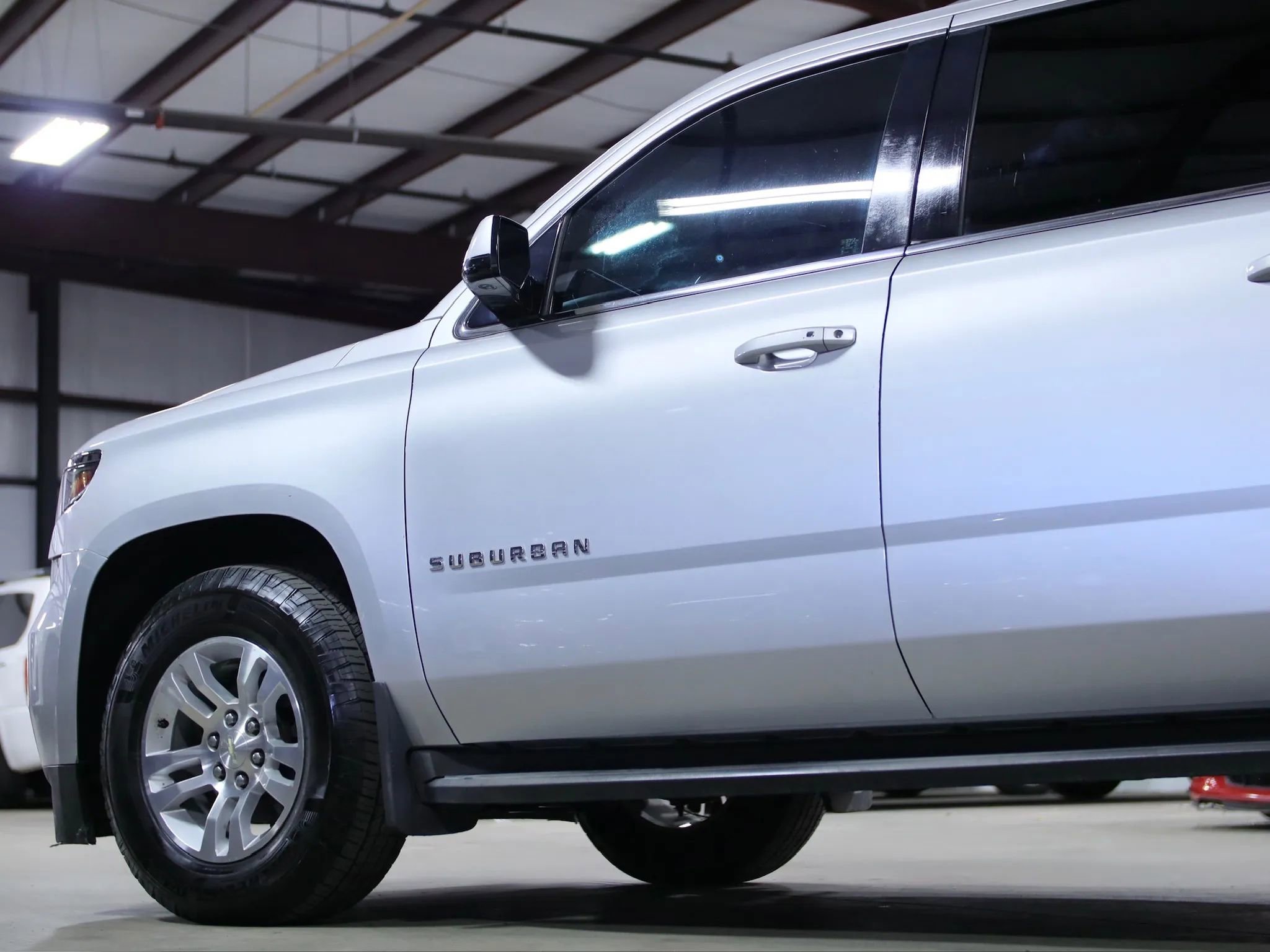 Used 2016 Chevrolet Suburban LT image 17