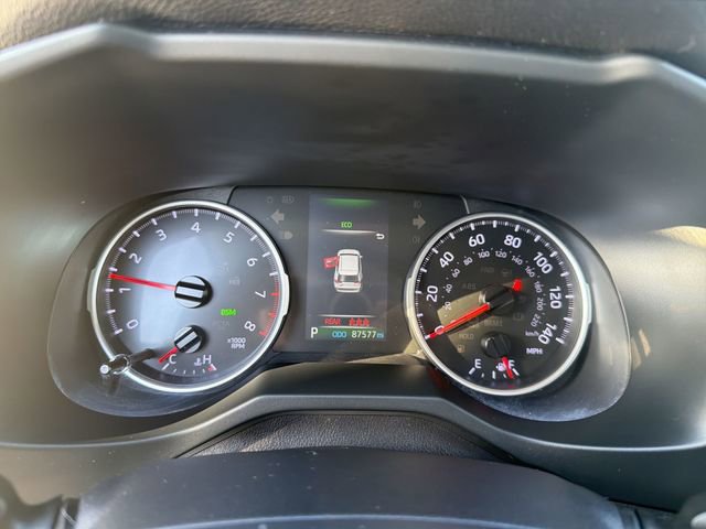 Certified 2019 Toyota RAV4 XLE w/ Convenience Package FWD image 12