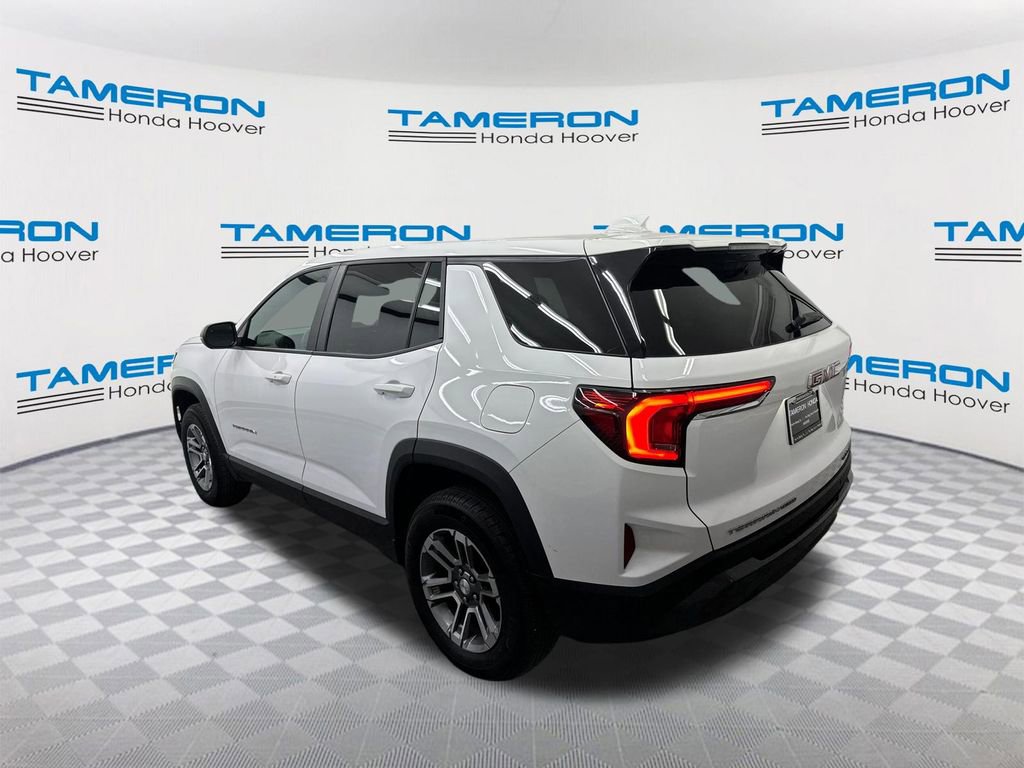 Used 2025 GMC Terrain Elevation AWD/4WD image 3