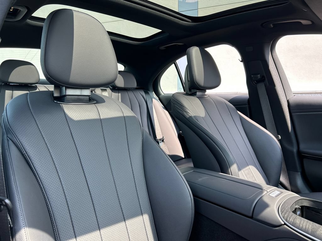 New 2026 Mercedes-Benz E 350 4MATIC Sedan image 28