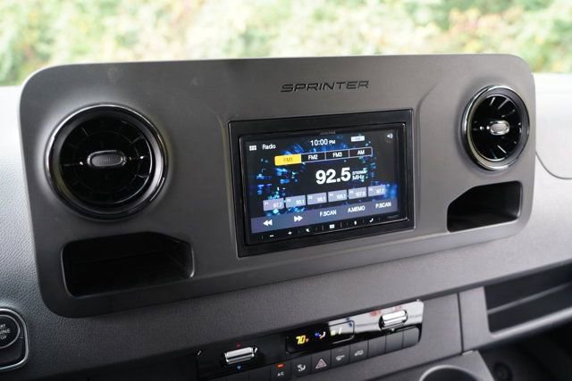 Used 2023 Mercedes-Benz Sprinter 3500 image 35
