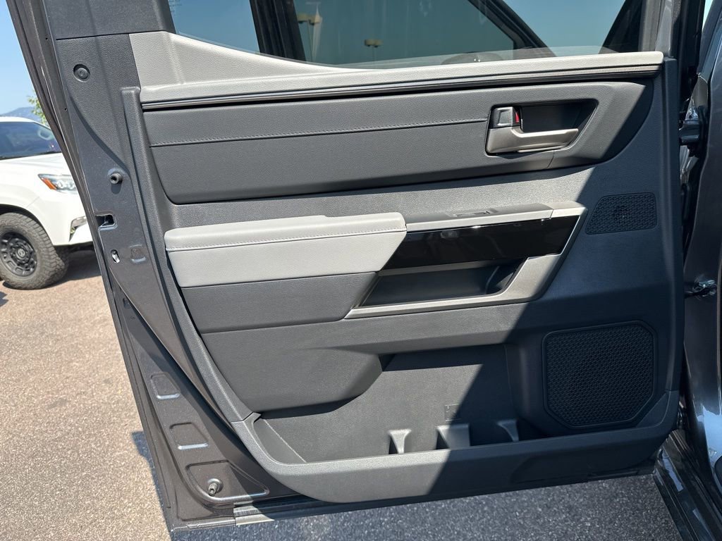 Used 2025 Toyota Tundra Limited image 25