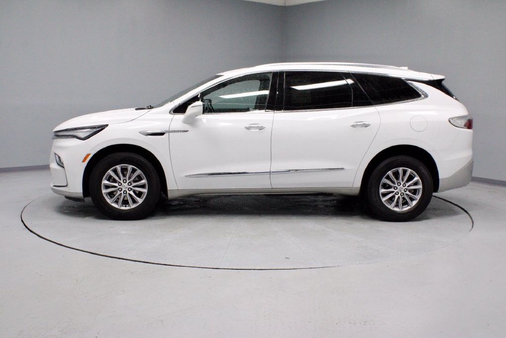 Used 2024 Buick Enclave Premium AWD/4WD image 8