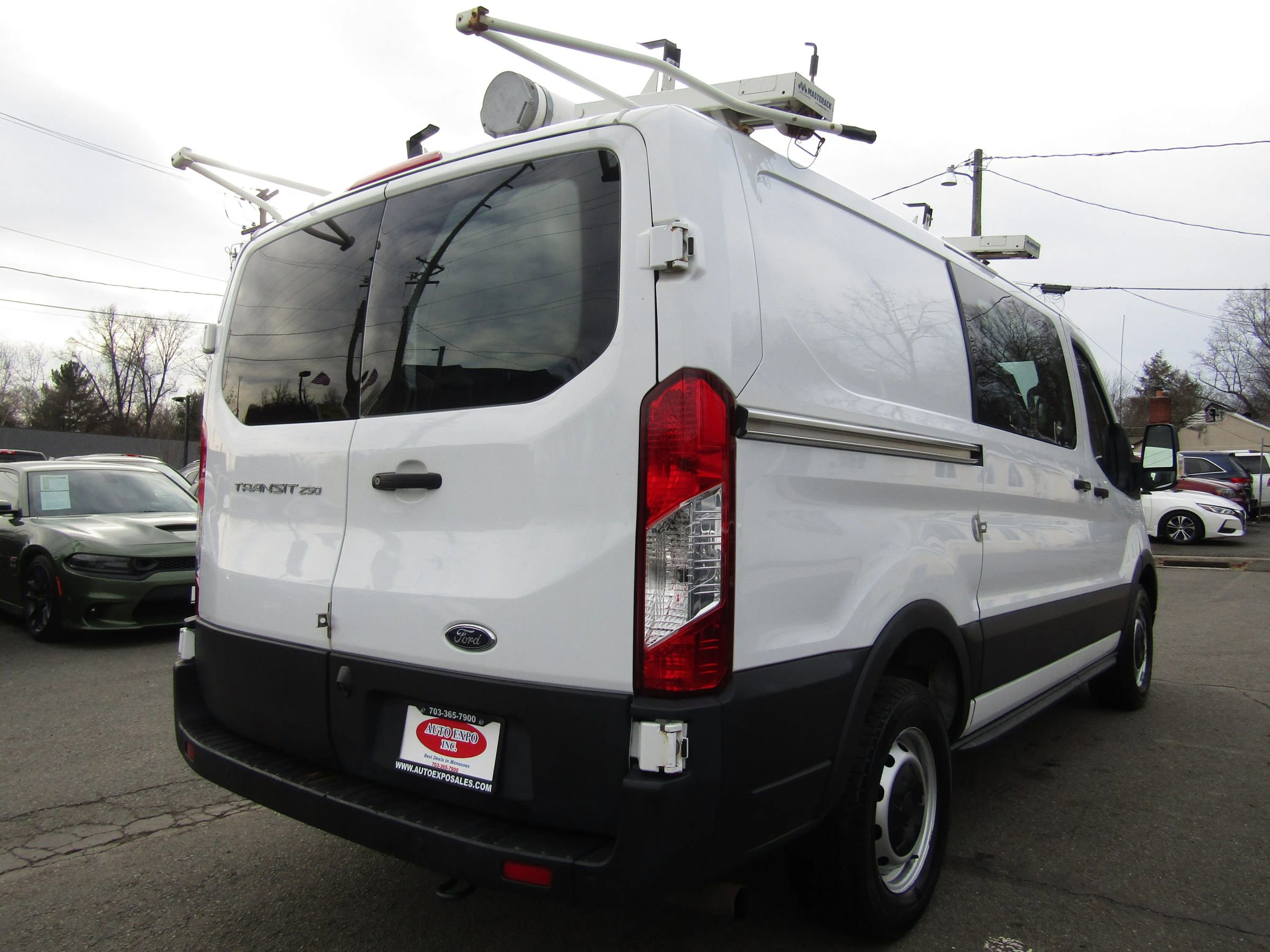 Used 2020 Ford Transit 250 Low Roof w/ Load Area Protection Package RWD image 7