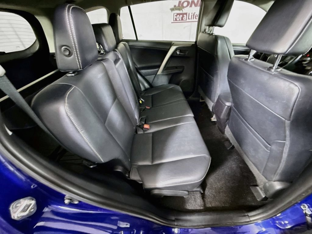 Used 2014 Toyota RAV4 Limited AWD/4WD image 29