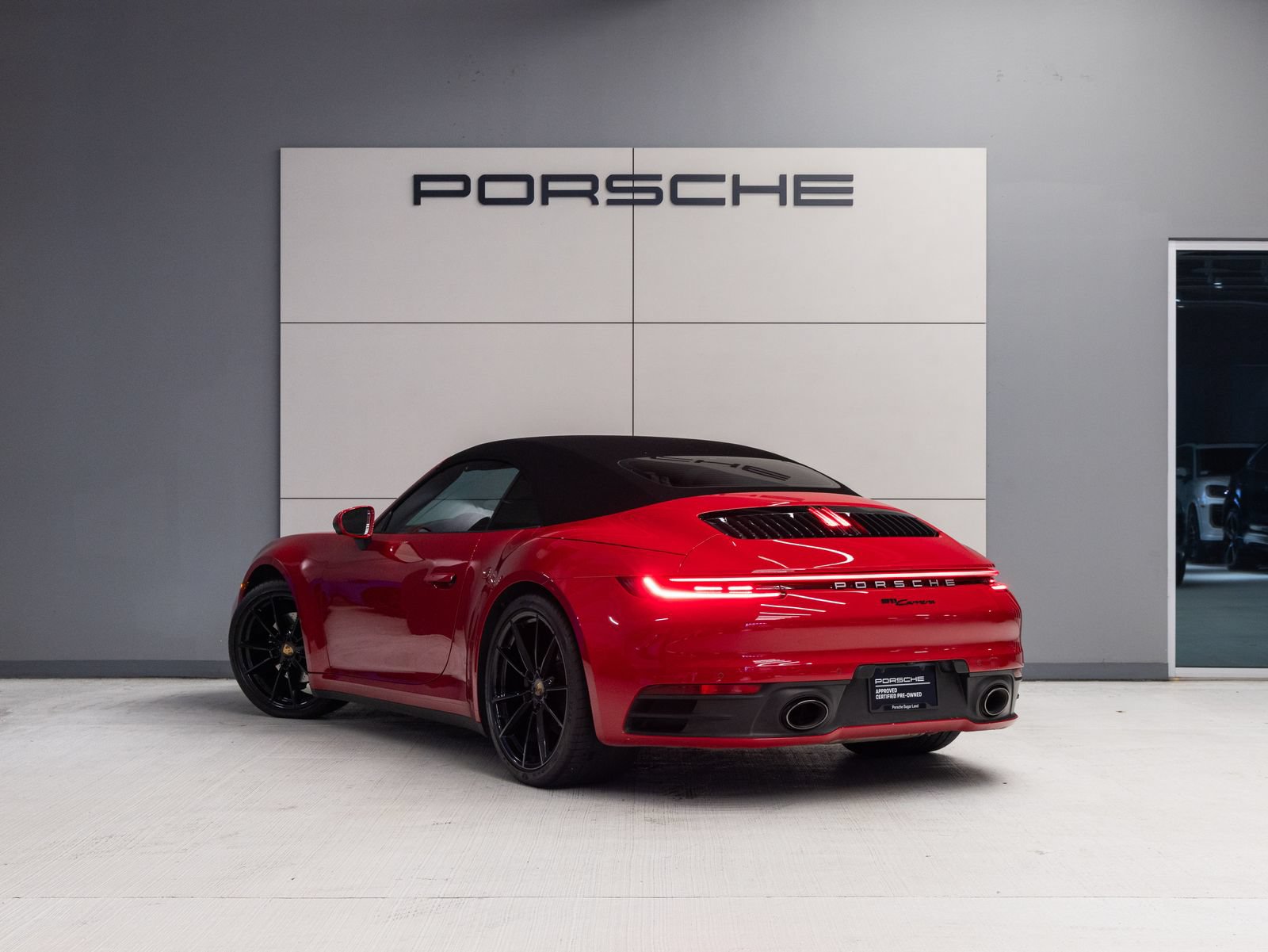 Certified 2022 Porsche 911 Carrera RWD image 5