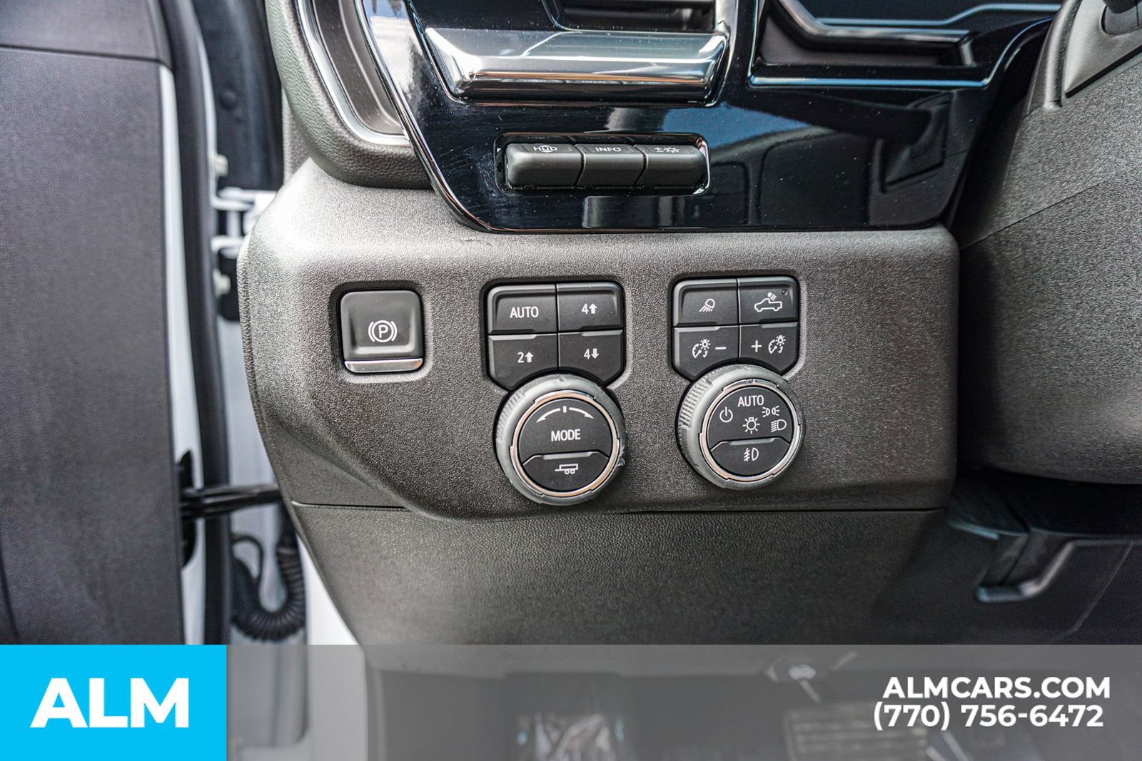 Used 2025 Chevrolet Silverado 3500 High Country w/ High Country Premium Package AWD/4WD image 37
