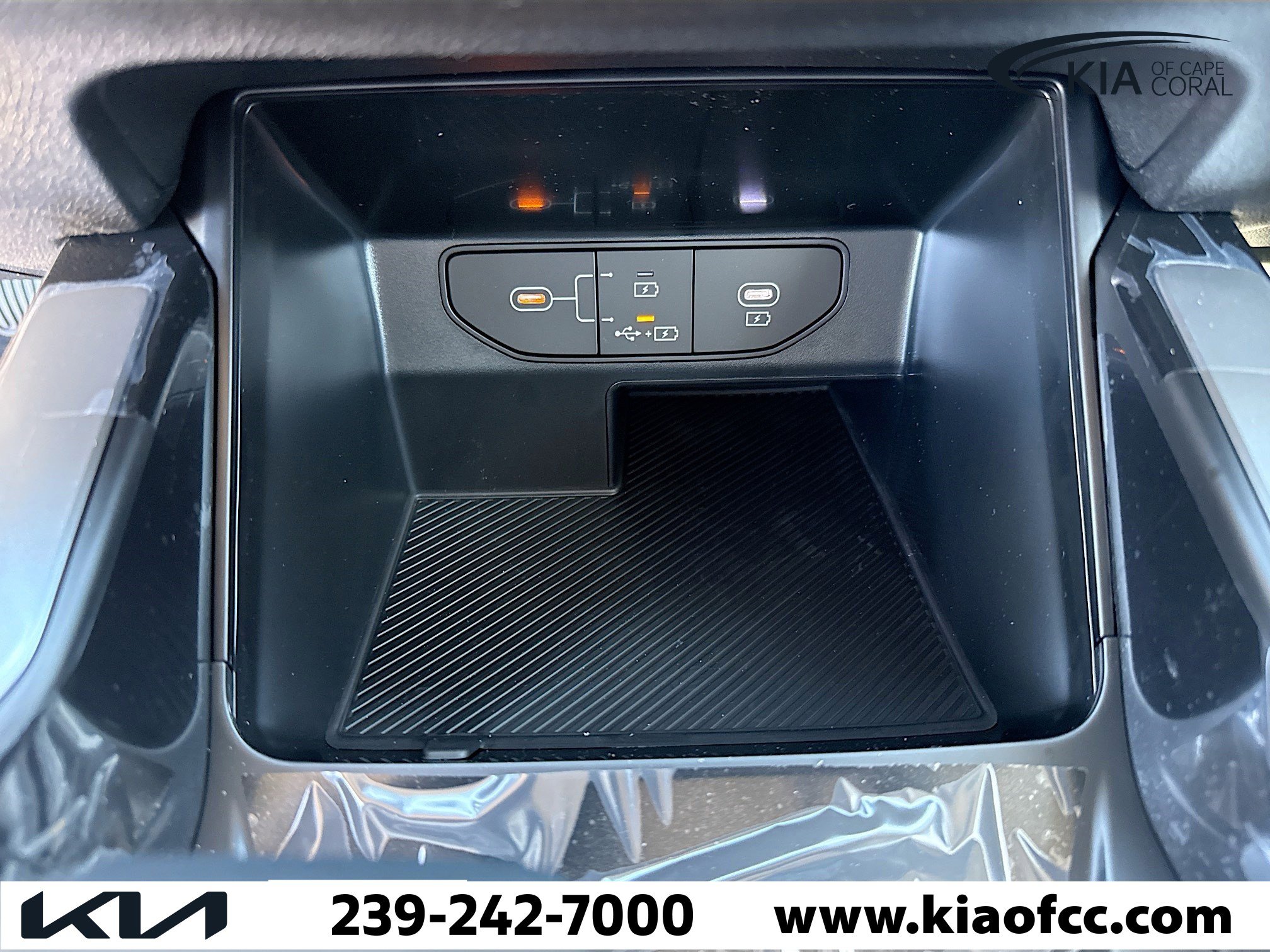 New 2026 Kia Sorento LX FWD image 28