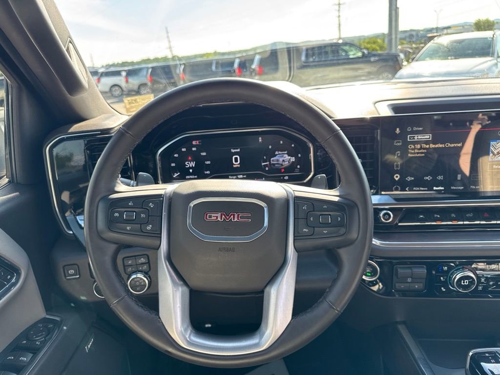 Used 2025 GMC Sierra 1500 SLT w/ SLT Premium Plus Package AWD/4WD image 20