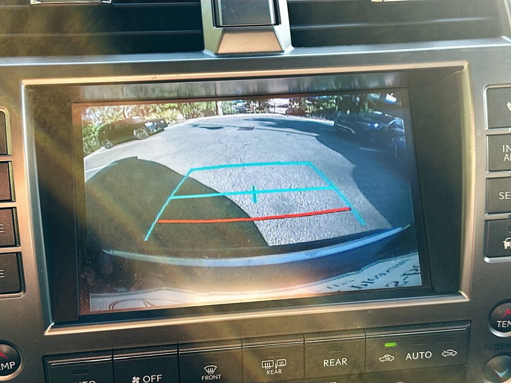 Used 2021 Lexus GX 460 Premium w/ Premium Package AWD/4WD image 14