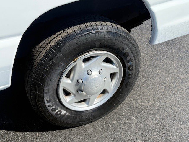 Used 2012 Ford E-250 and Econoline 250 w/ PWR Group RWD image 10