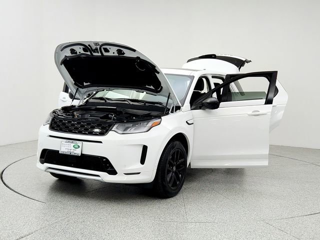 Certified 2025 Land Rover Discovery Sport S image 9