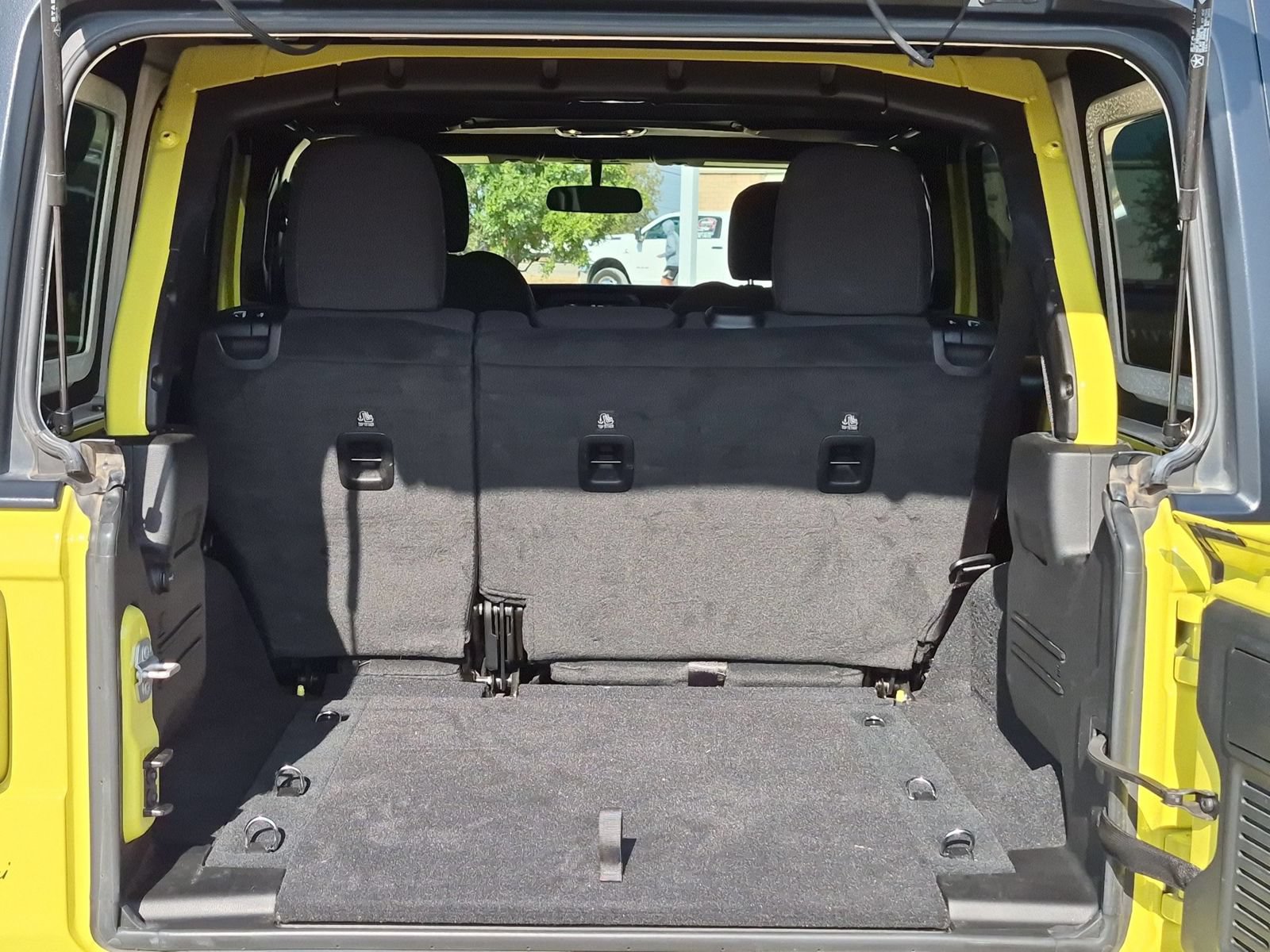 Used 2023 Jeep Wrangler Unlimited Sport AWD/4WD image 26
