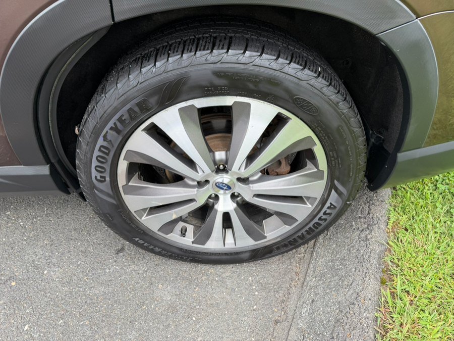 Used 2019 Subaru Ascent Limited AWD/4WD image 12