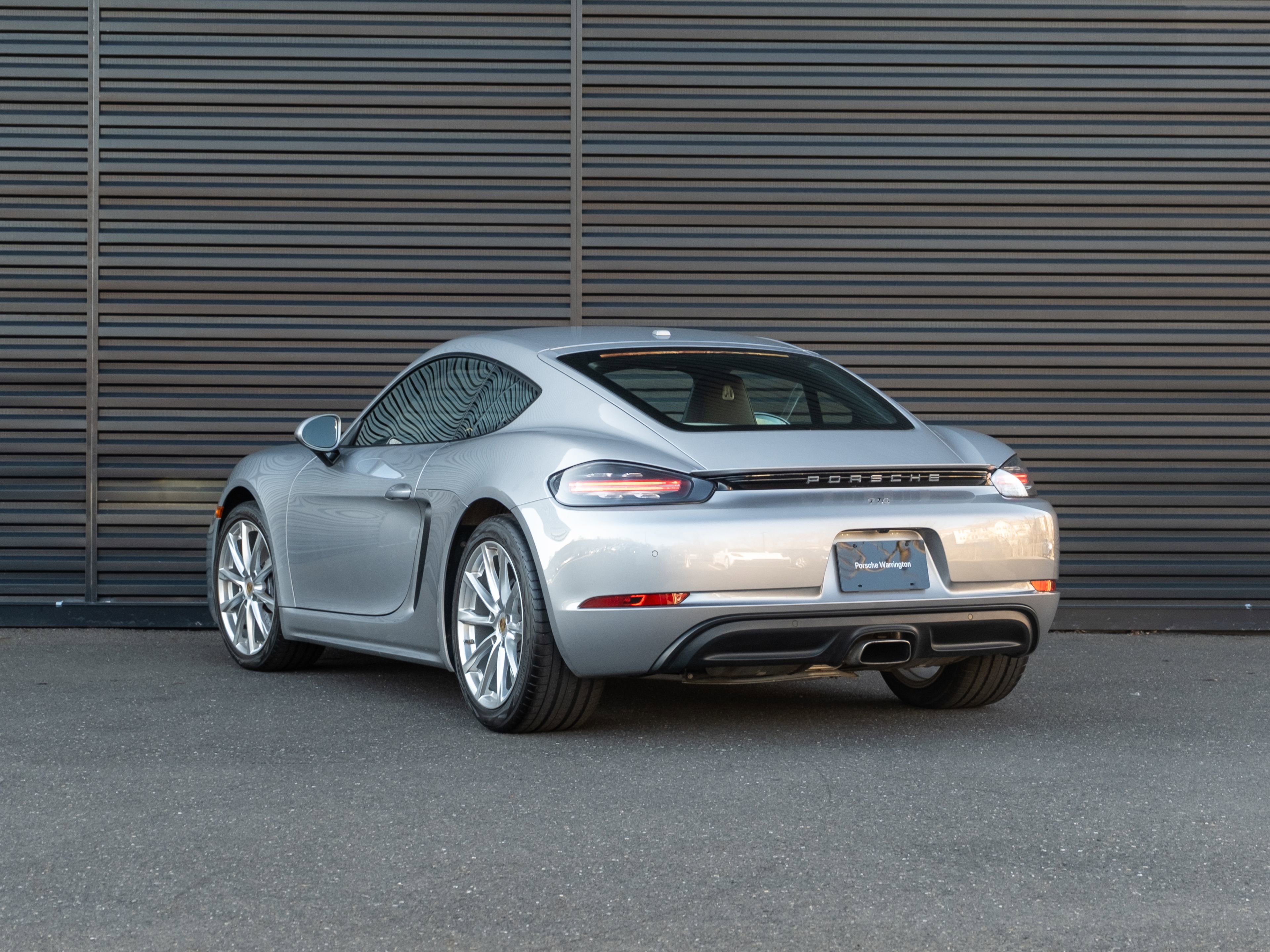 Certified 2018 Porsche 718 Cayman image 3