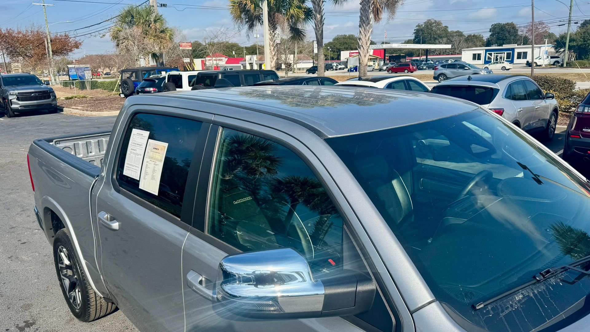 Used 2025 RAM 1500 Laramie image 8