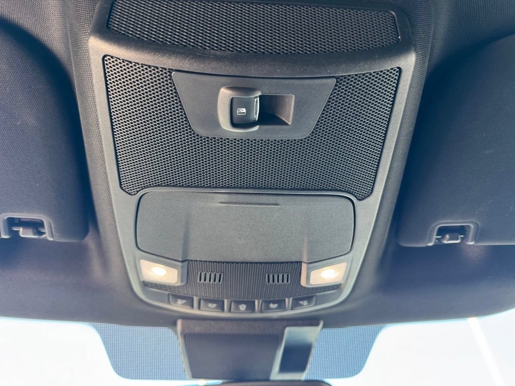 Used 2019 Ford F150 XLT w/ Equipment Group 302A Luxury AWD/4WD image 23