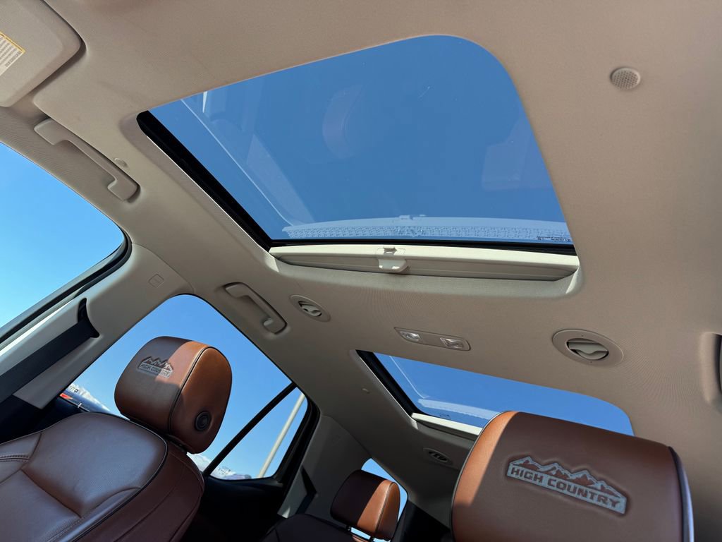 Used 2019 Chevrolet Traverse High Country w/ LPO, Floor Liner Package image 10