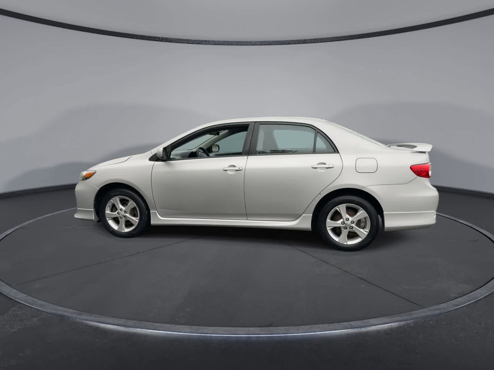 Used 2012 Toyota Corolla S FWD image 5