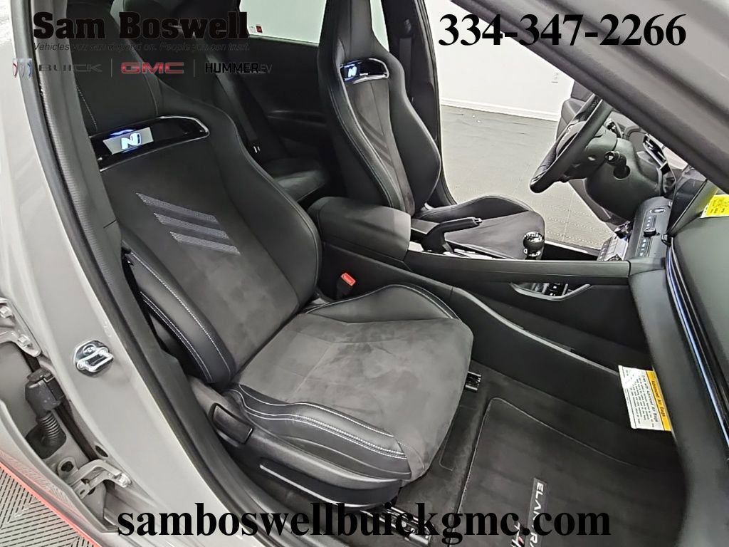 Used 2025 Hyundai Elantra N image 38