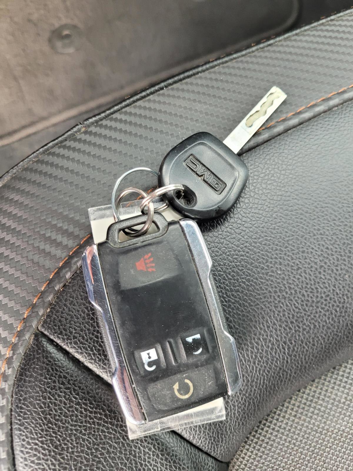 Used 2022 GMC Canyon AT4 w/ Trailering Package image 28