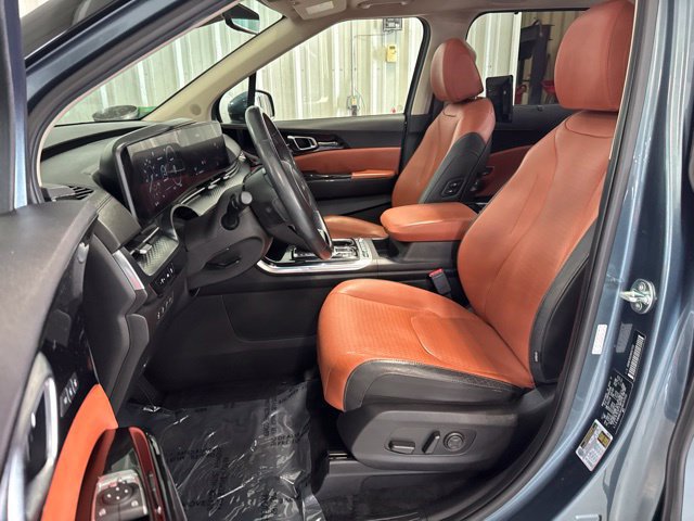 Used 2022 Kia Carnival SX Prestige w/ Paint Protection Package FWD image 36