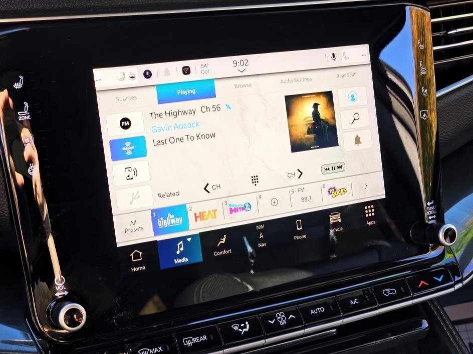 Used 2024 Jeep Wagoneer L 4WD w/ Premium Group I image 21