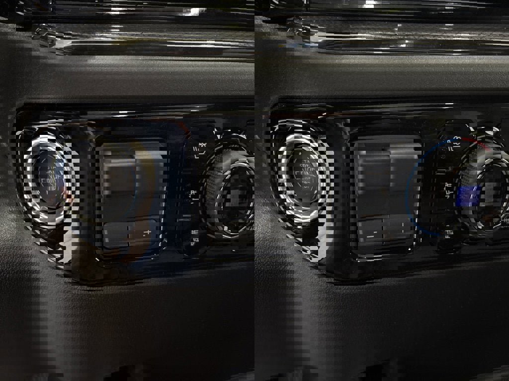 New 2026 Chevrolet Silverado 2500 ZR2 image 23