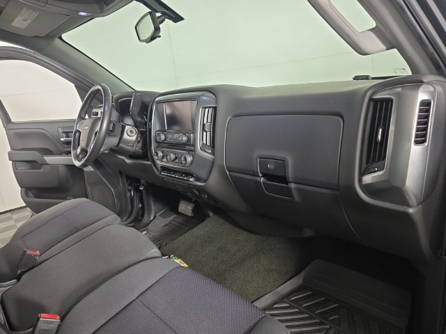 Used 2018 Chevrolet Silverado 1500 LT w/ All Star Edition AWD/4WD image 30