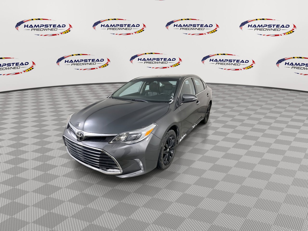 Used 2018 Toyota Avalon XLE image 4
