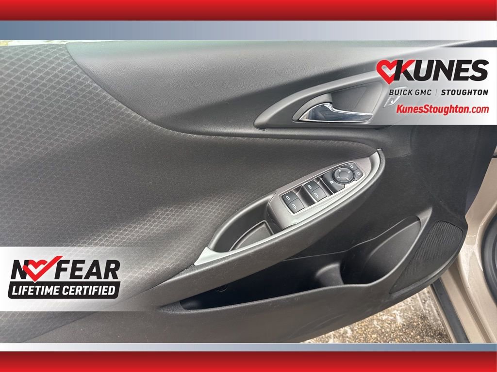 Used 2024 Chevrolet Malibu LT image 19