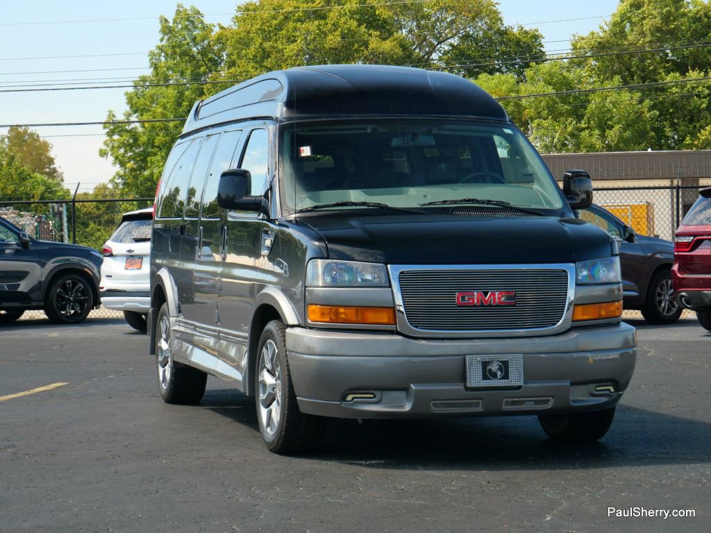 Used 2023 GMC Savana 2500 image 18