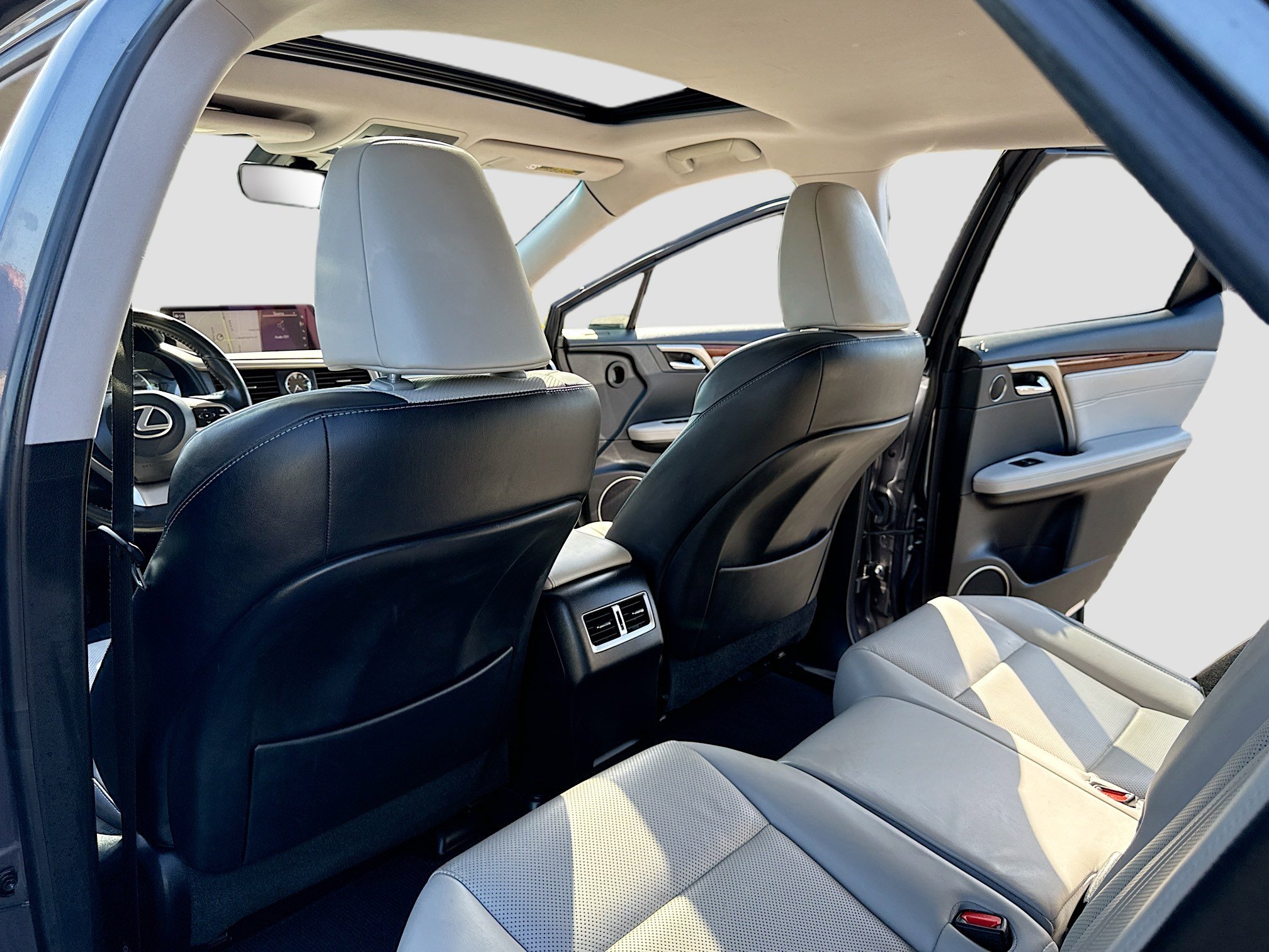 Used 2018 Lexus RX 350L AWD image 6