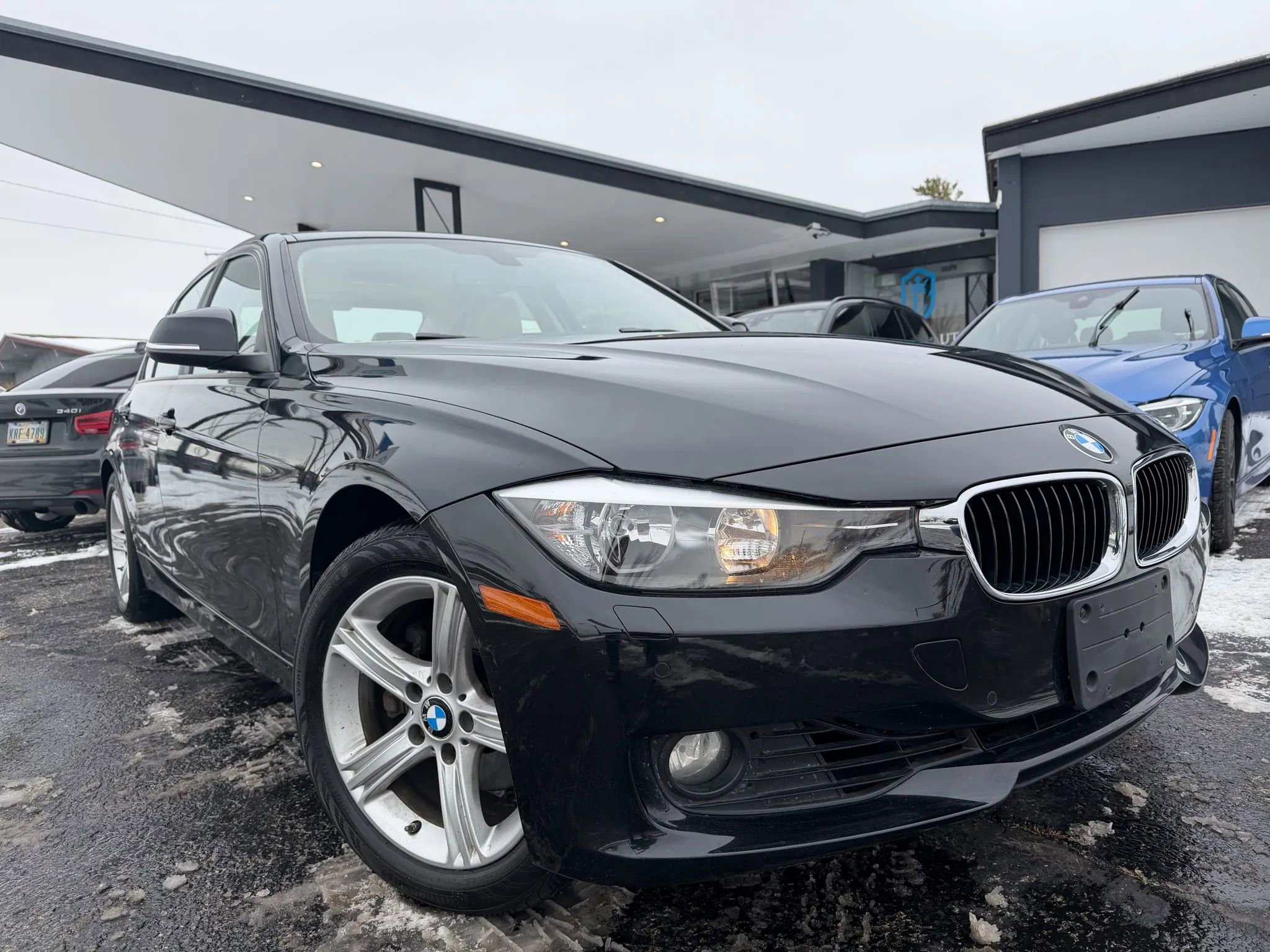 Used 2015 BMW 328i xDrive Sedan image 3