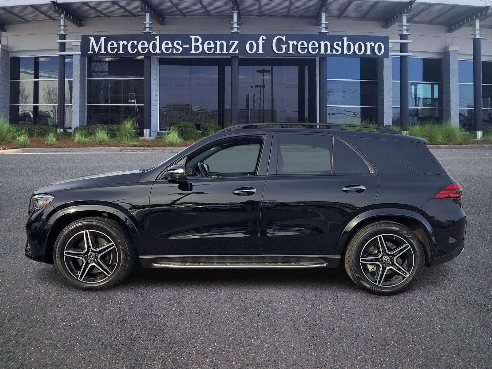 Used 2024 Mercedes-Benz GLE 450 4MATIC image 7