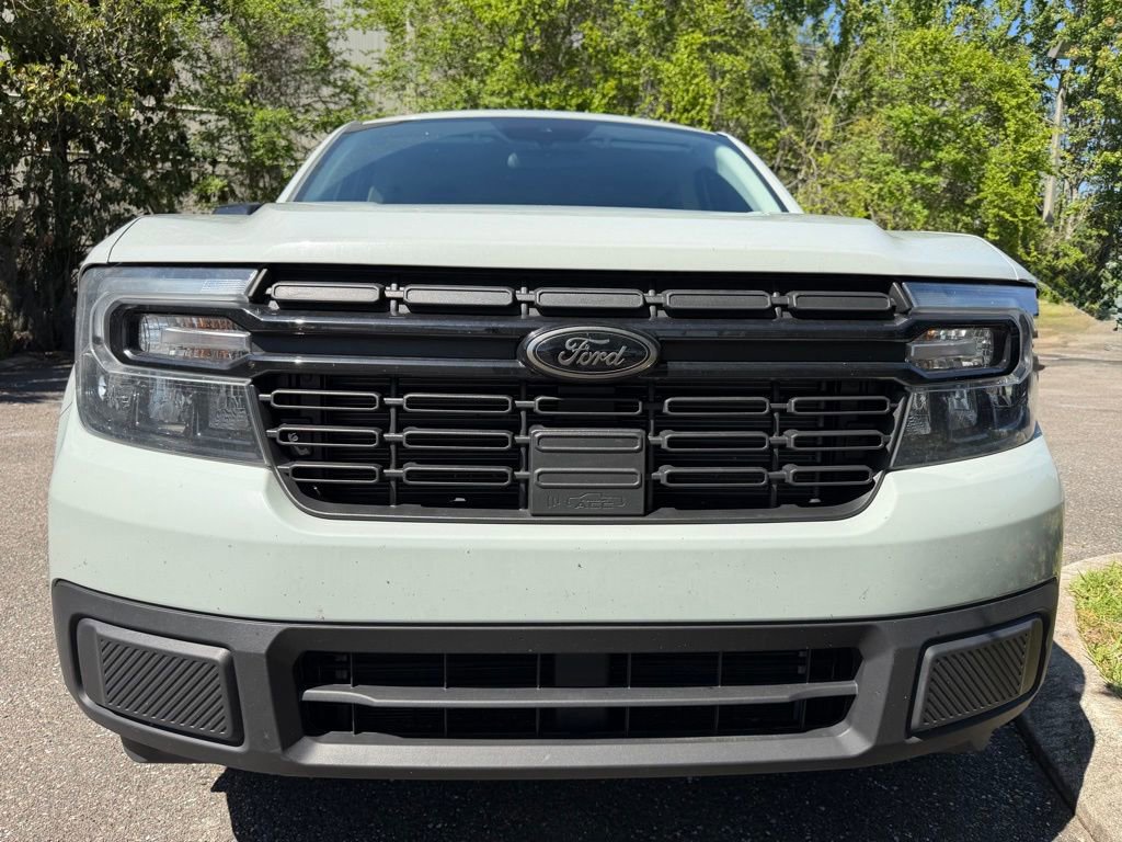 Used 2024 Ford Maverick Lariat w/ Black Appearance Package FWD image 3