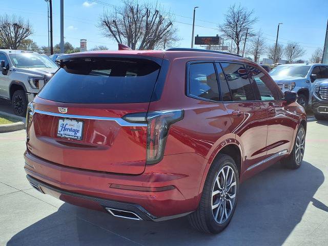 Used 2024 Cadillac XT6 Sport w/ Technology Package image 3