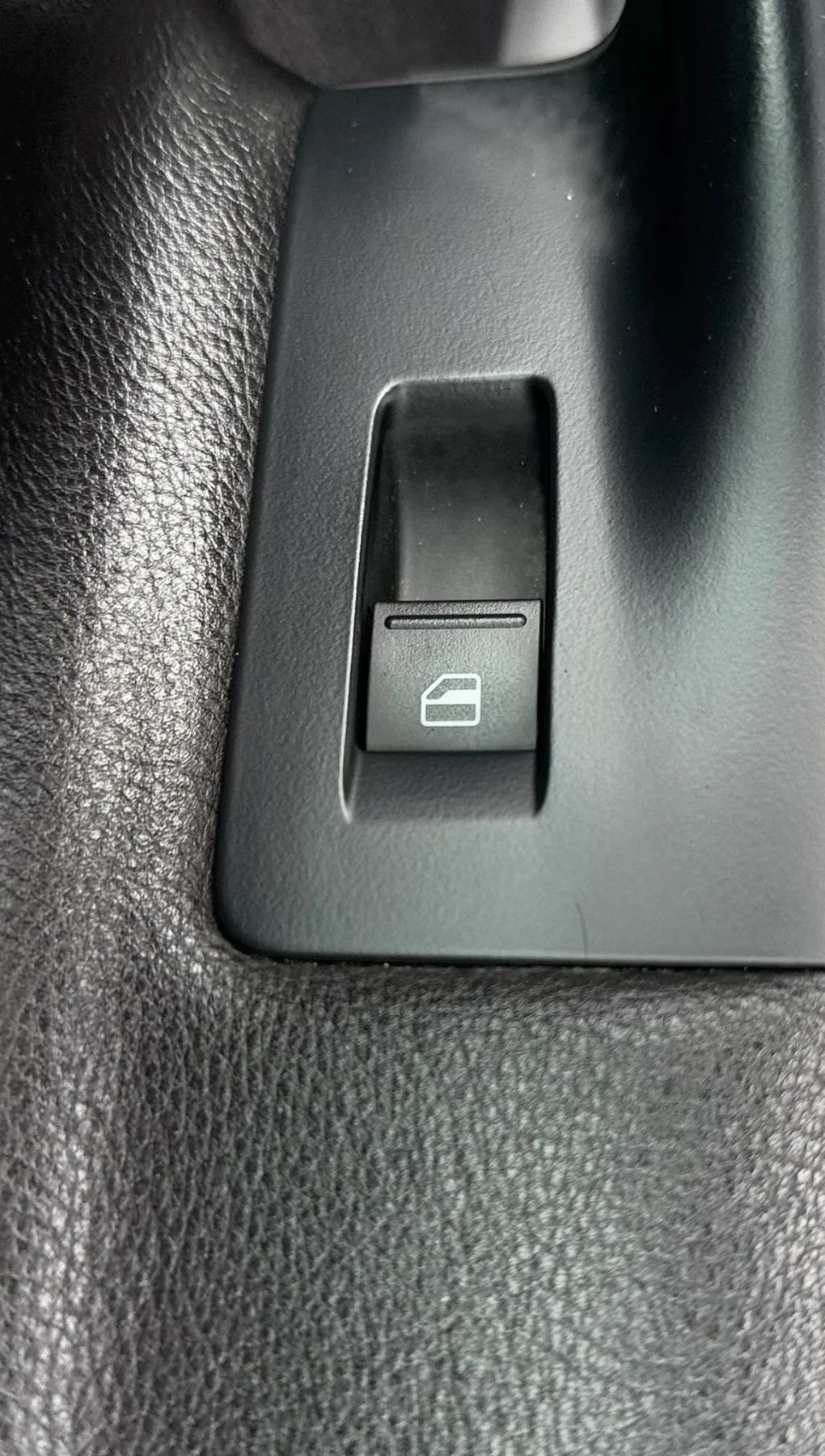 Used 2014 Volkswagen Jetta TDI FWD image 27