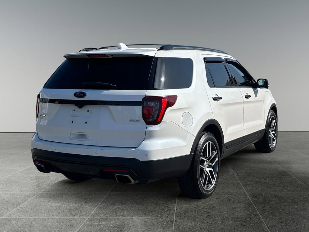 Used 2016 Ford Explorer Sport w/ Equipment Group 401A AWD/4WD image 9