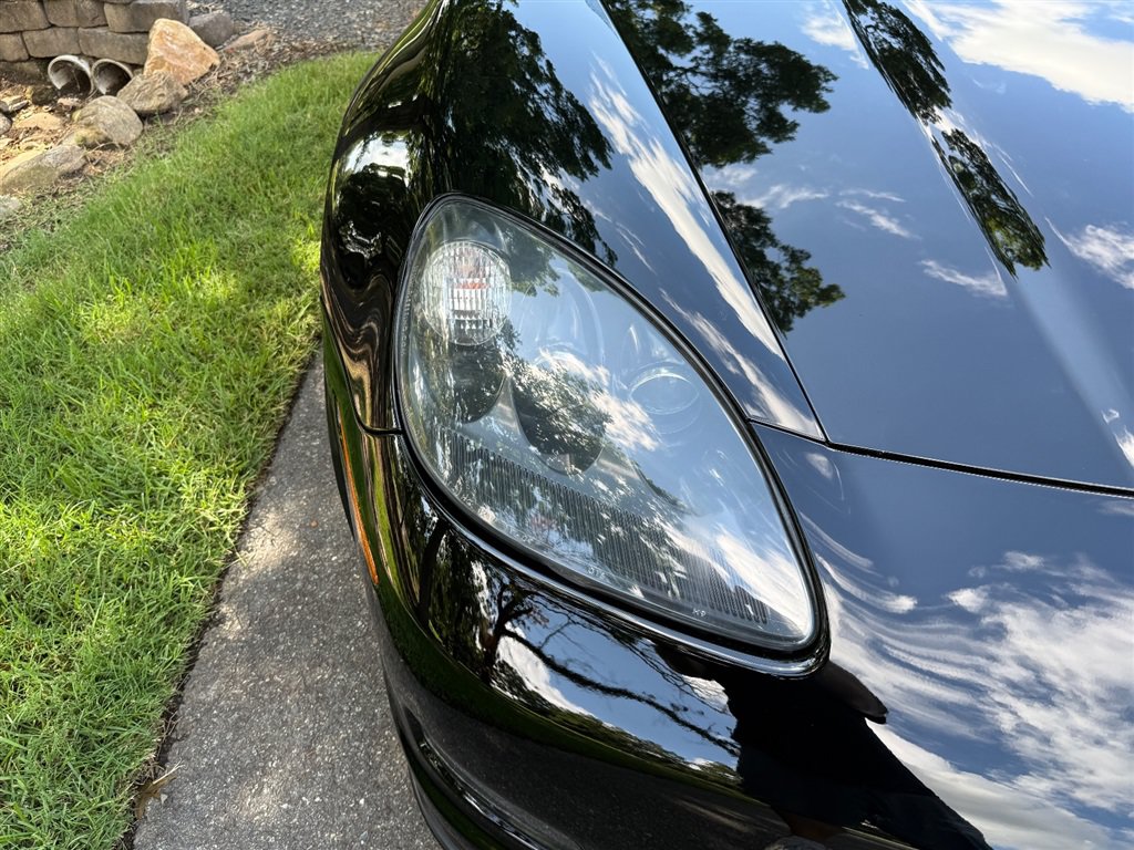 Used 2010 Chevrolet Corvette Grand Sport w/ Roof Package RWD image 15