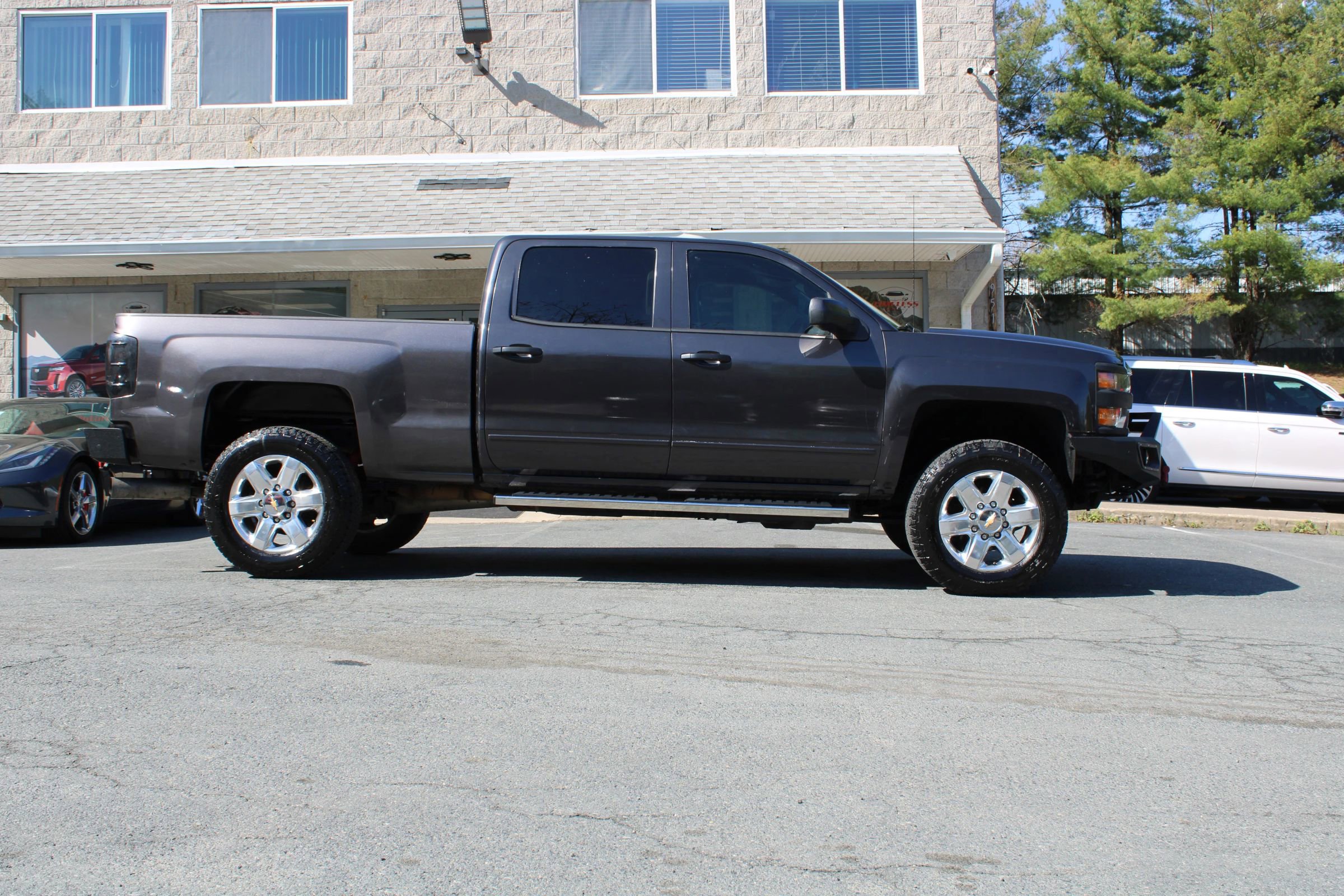 Used 2016 Chevrolet Silverado 2500 LT w/ LT Convenience Package image 19