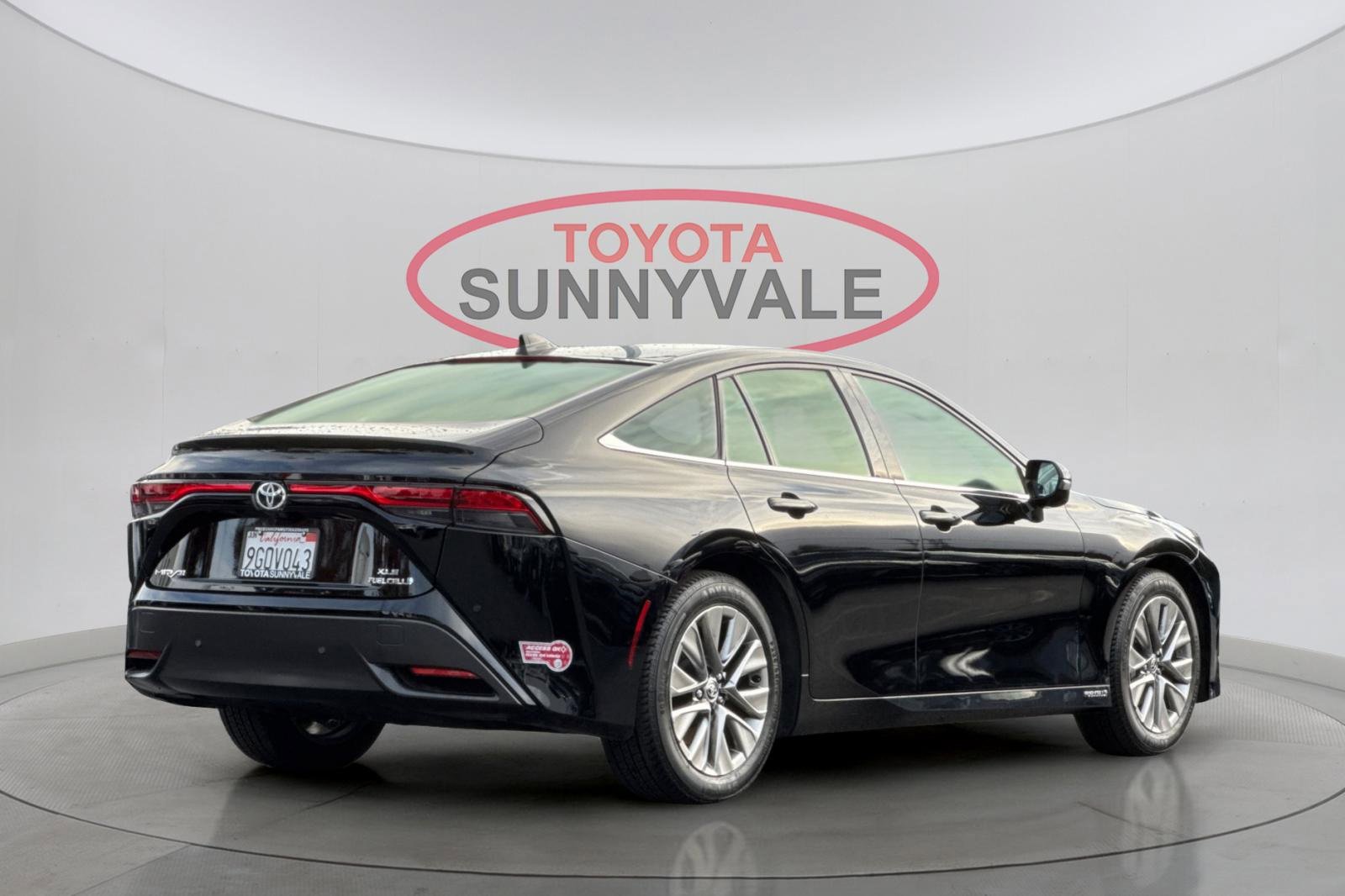 Certified 2023 Toyota Mirai XLE image 3